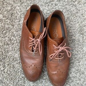 Brown Leather Brogue Derby Shoes